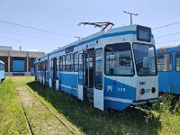 Tramvaj (ZET) TMK 900. Prototip tramvaja izrađen u tvornici Đuro Đaković 1990. godine. Prometovao do 2007. godine